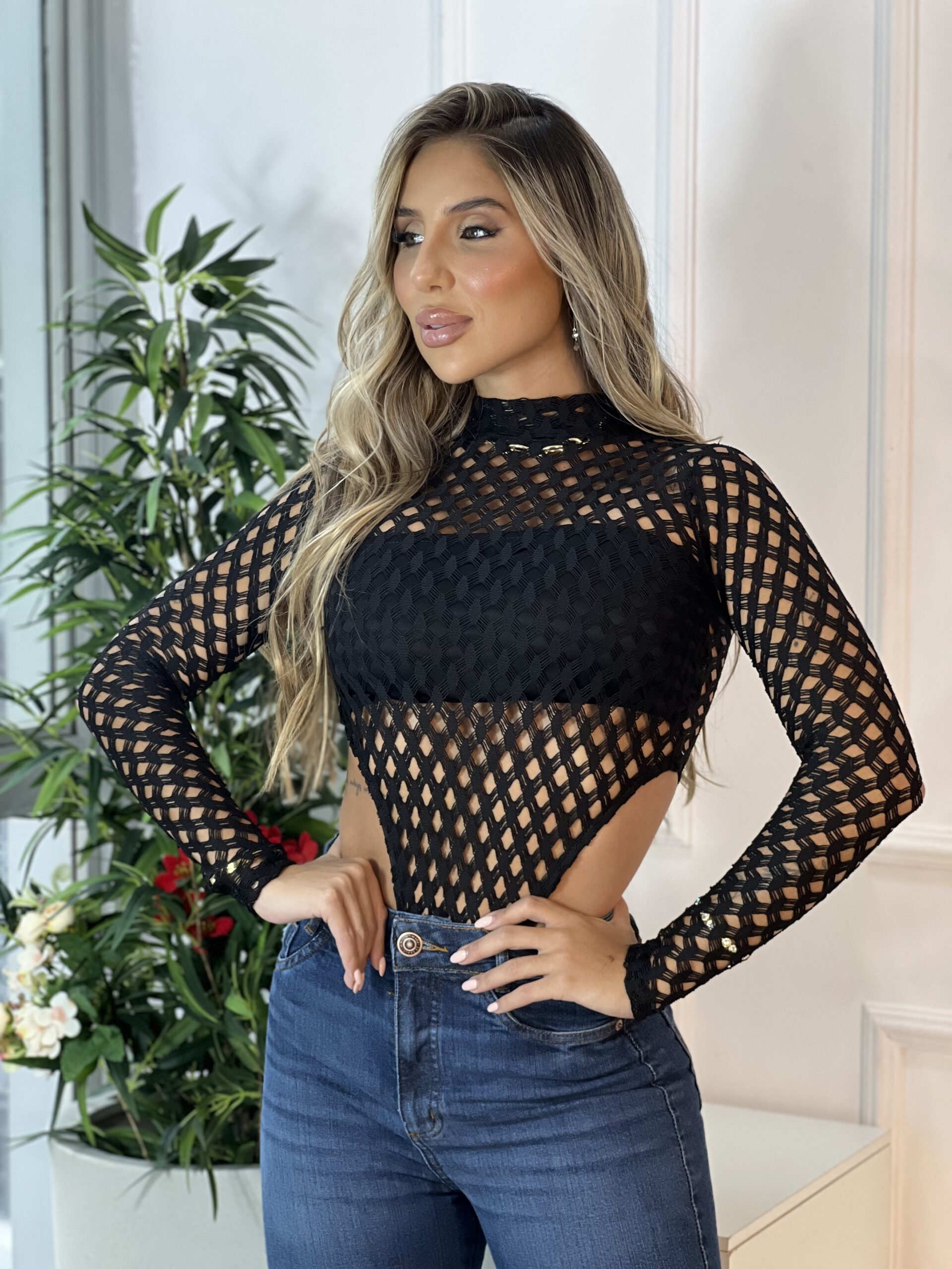 body manga longa patricia preto body manga longa patricia preto
