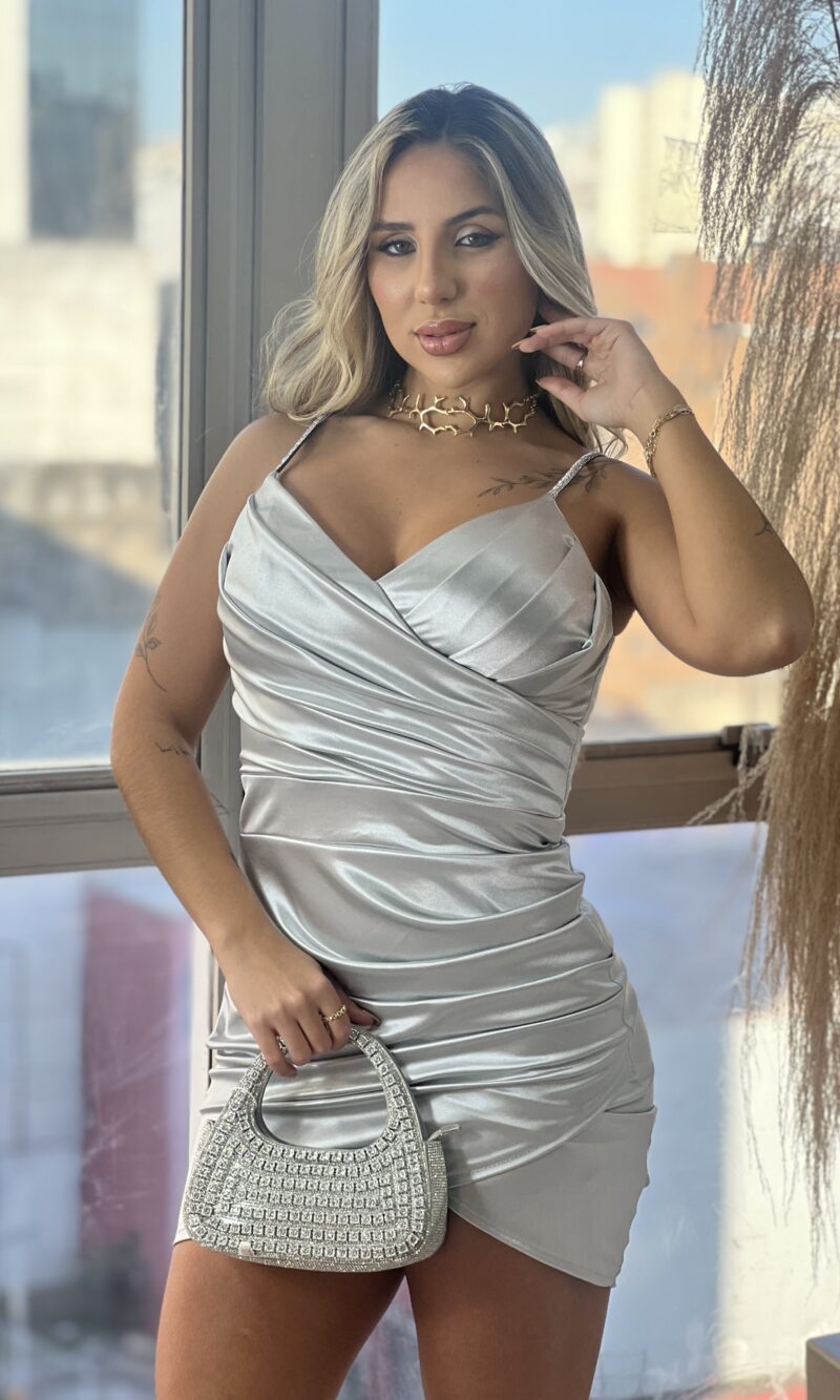 vestido acetinado fiorella prata