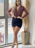 saia com short boni preto