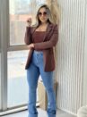 calça jeans flare flay