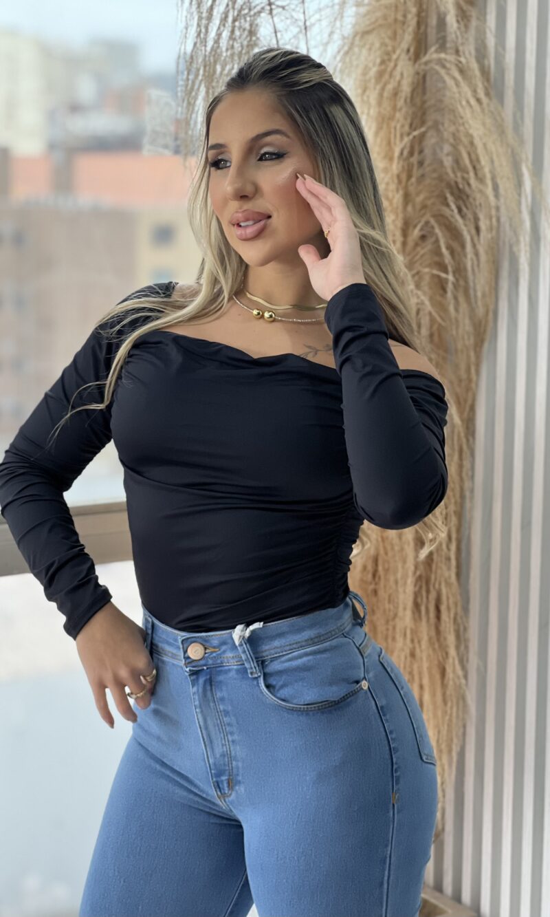 blusa julia preto