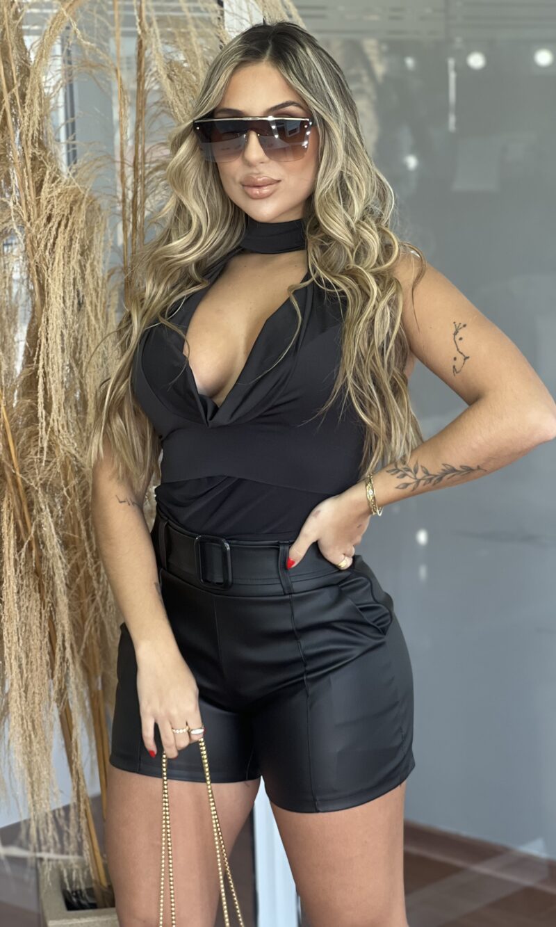 cropped lulu preto