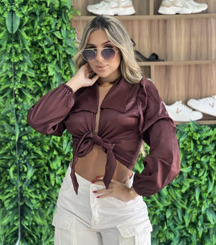camisa cropped acetinado bordo camisa cropped acetinado bordo