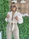 camisa cropped acetinado off white