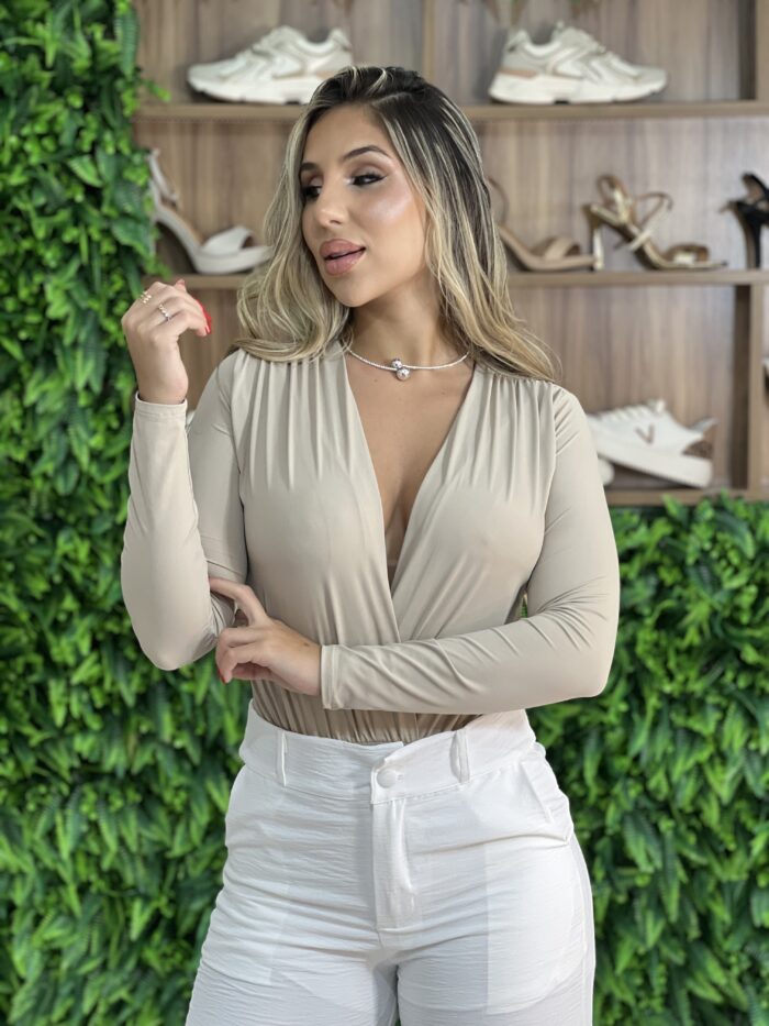 body manga longa gilda bege body manga longa gilda bege