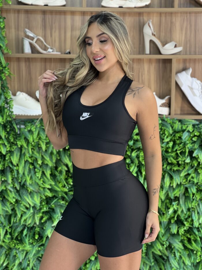 conjunto fitness ni preto