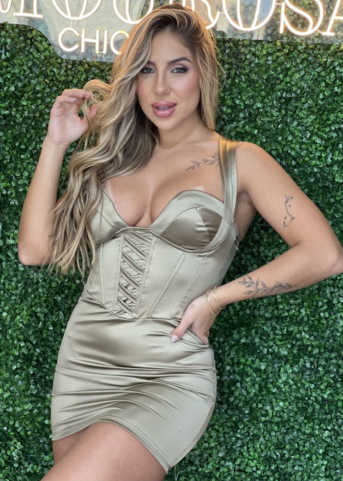 vestido carlota verde oliva vestido carlota verde oliva