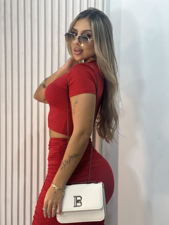conjunto midi rafinha vermelho conjunto midi rafinha vermelho