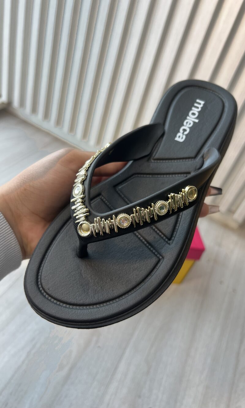 rasteira chinelo pedraria moleca preto 5548.108