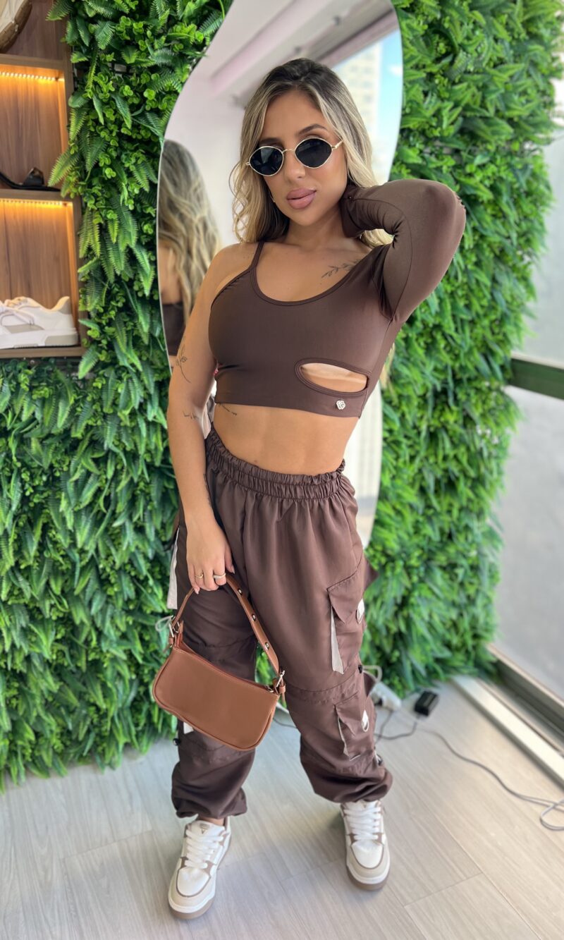 cropped bella marrom