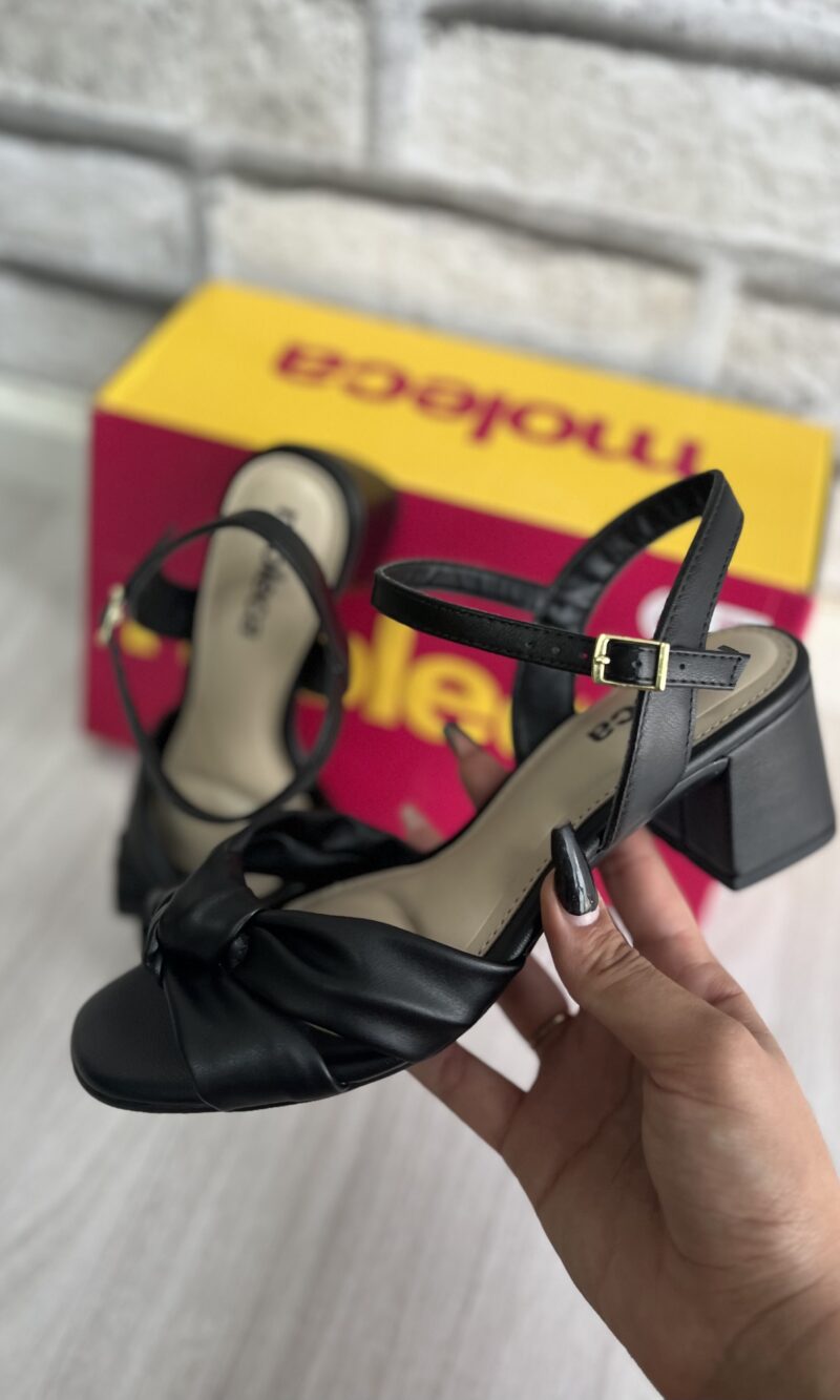sandalia no strech preto moleca 5496 122