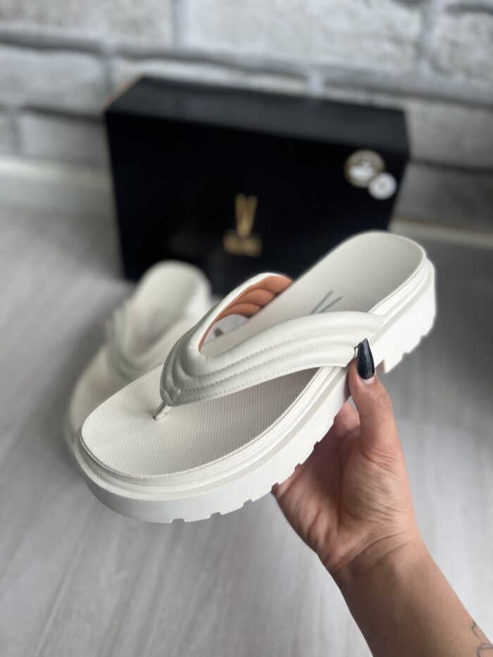 tamanco chinelo off white vizzano 6499 126 tamanco chinelo off white vizzano 6499 126