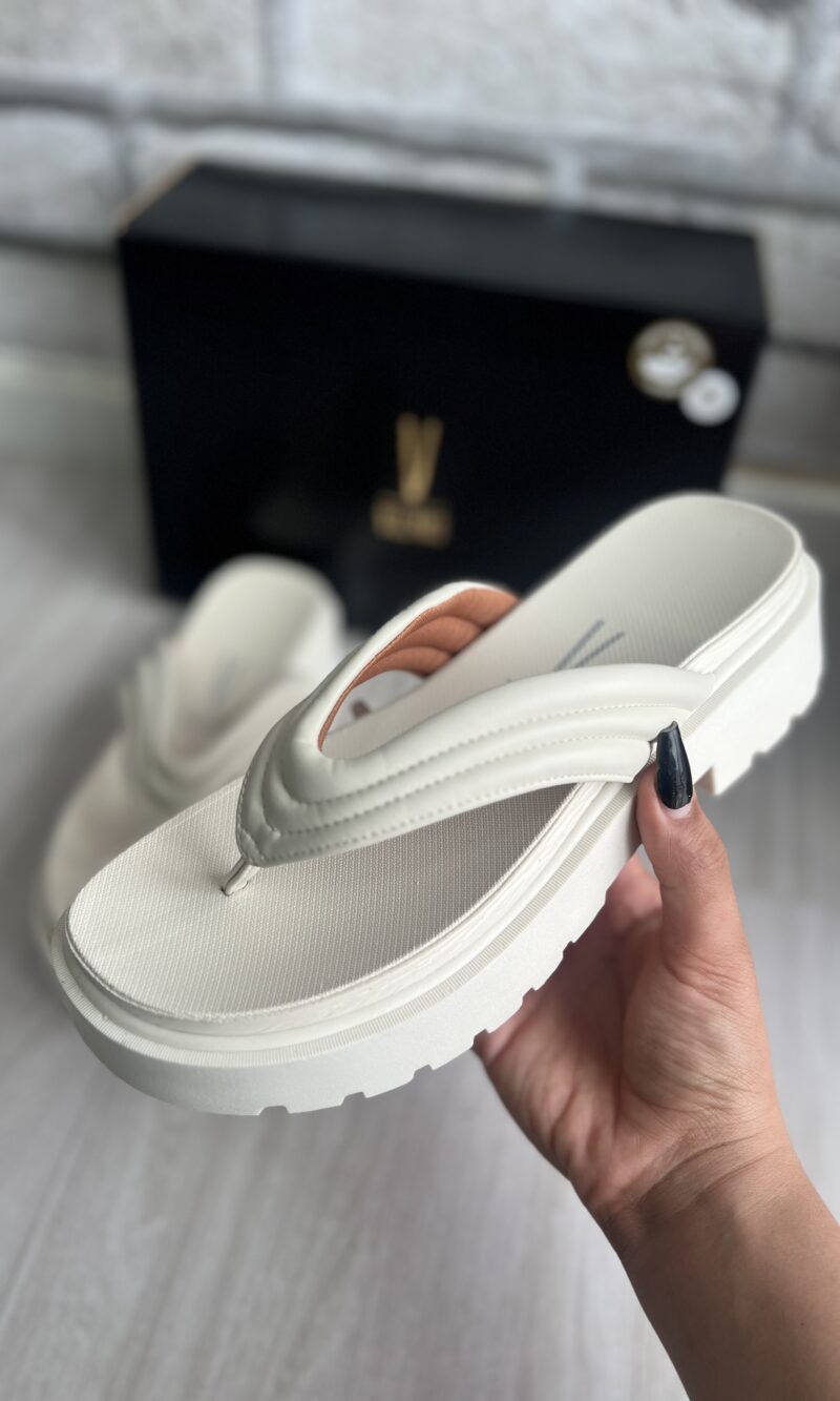 tamanco chinelo off white vizzano 6499 126 tamanco chinelo off white vizzano 6499 126