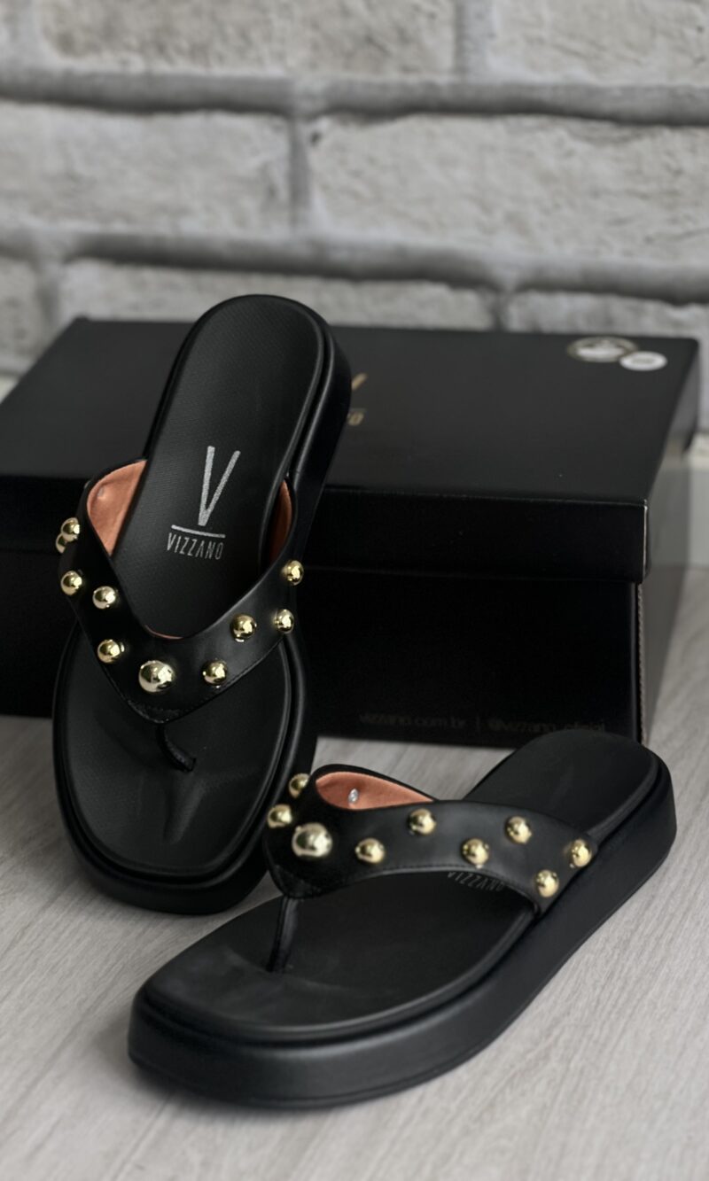chinelo rasteira tachas preto vizzano 6506 106