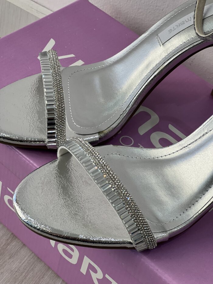 sandalia salto fino brilho prata 282 001 01 sandalia salto fino brilho prata 282 001 01