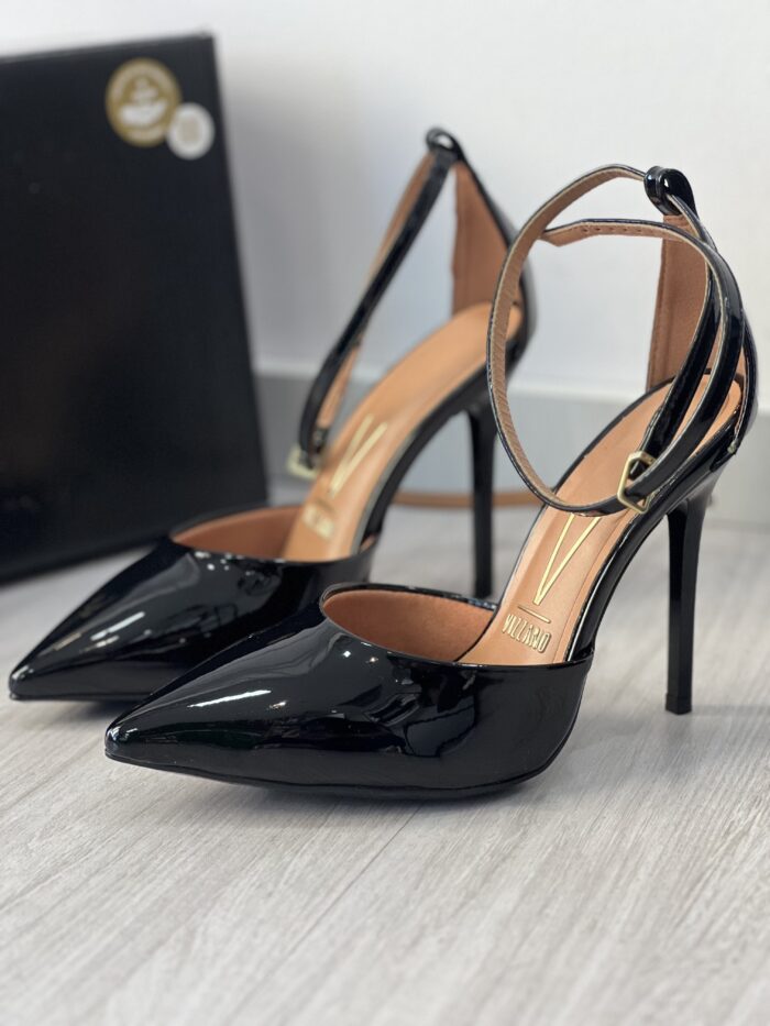 scarpin salto fino verniz preto vizzano 1421 102 scarpin salto fino verniz preto vizzano 1421 102
