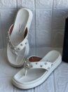 chinelo rasteira tachas off white vizzano 6506 106