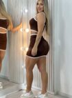 conjunto kika marrom