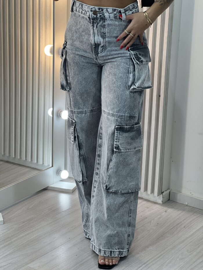 calça jeans wide leg cargo mira calça jeans wide leg cargo mira