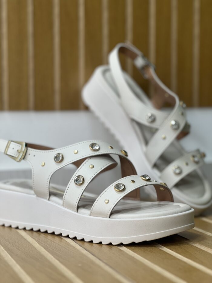 sandalia transpassada off white vizzano 6492 330 sandalia transpassada off white vizzano 6492 330