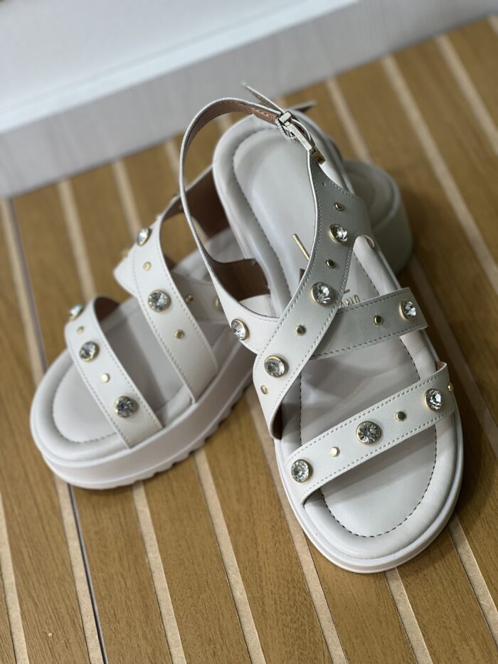 sandalia transpassada off white vizzano 6492 330 sandalia transpassada off white vizzano 6492 330