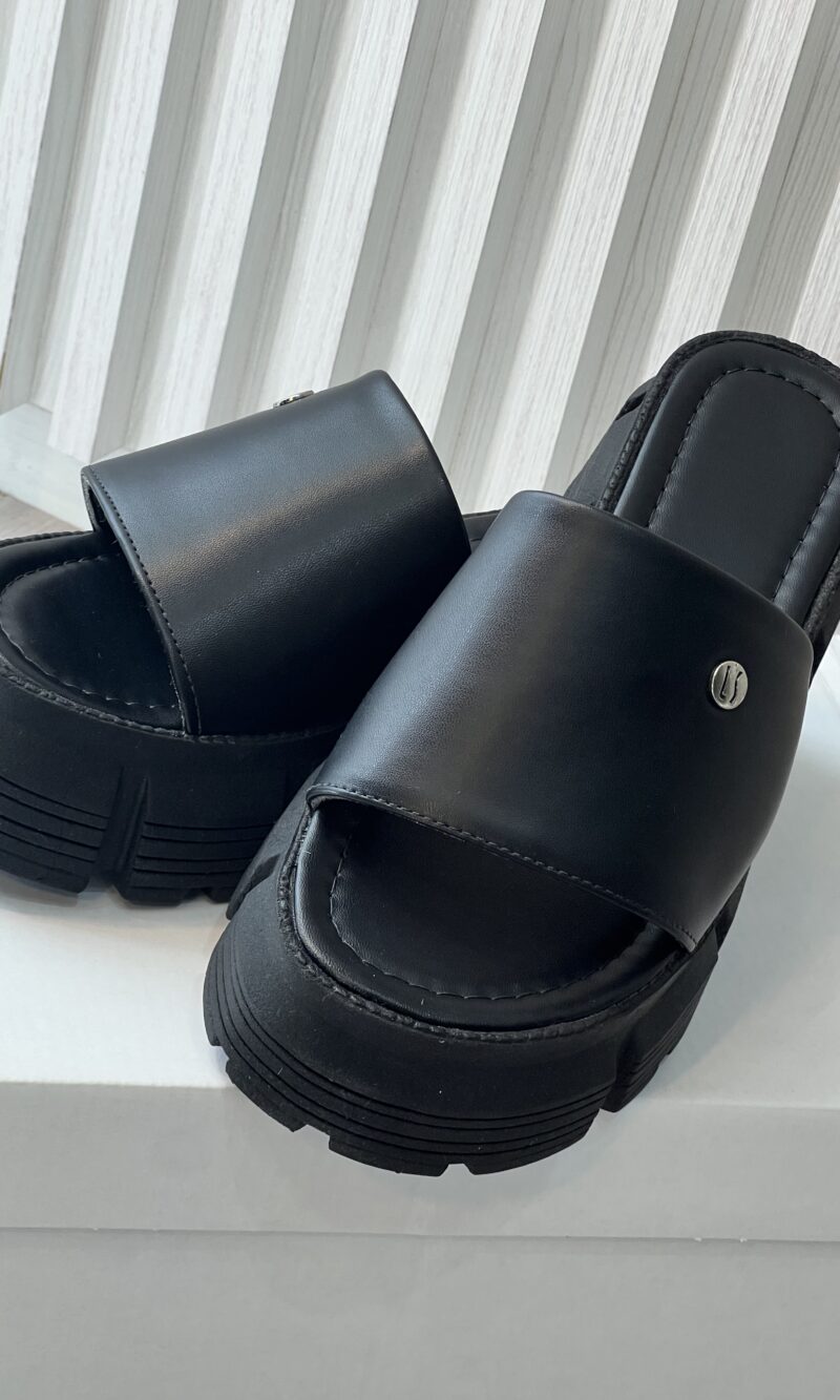 tamanco basic preto 6010t