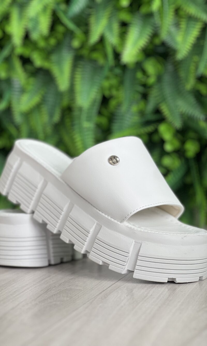 tamanco basic branco 6010t