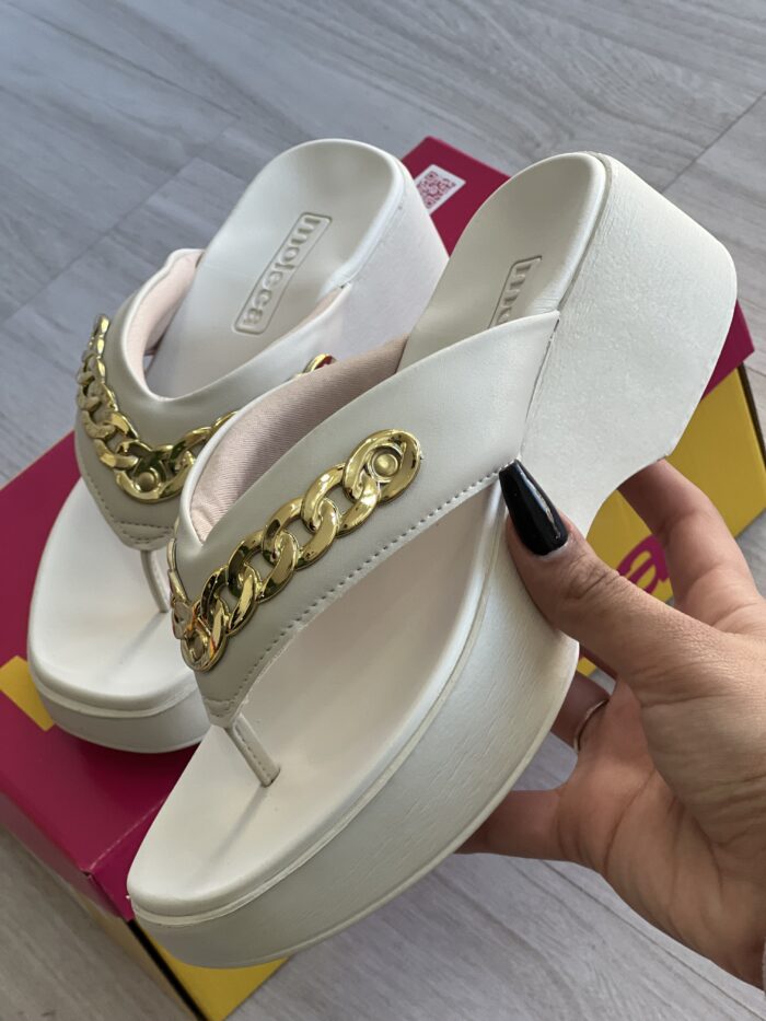 chinelo tamanco napa pele off white moleca 5503 117 chinelo tamanco napa pele off white moleca 5503 117