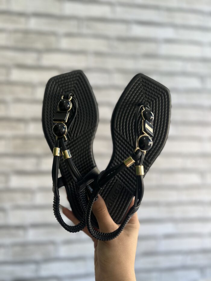 rasteira gaspea atenas preto moleca 5558 106 rasteira gaspea atenas preto moleca 5558 106