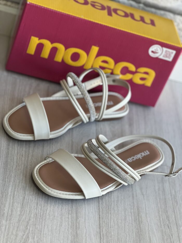 rasteira brilho italia off white moleca 5435 554 rasteira brilho italia off white moleca 5435 554