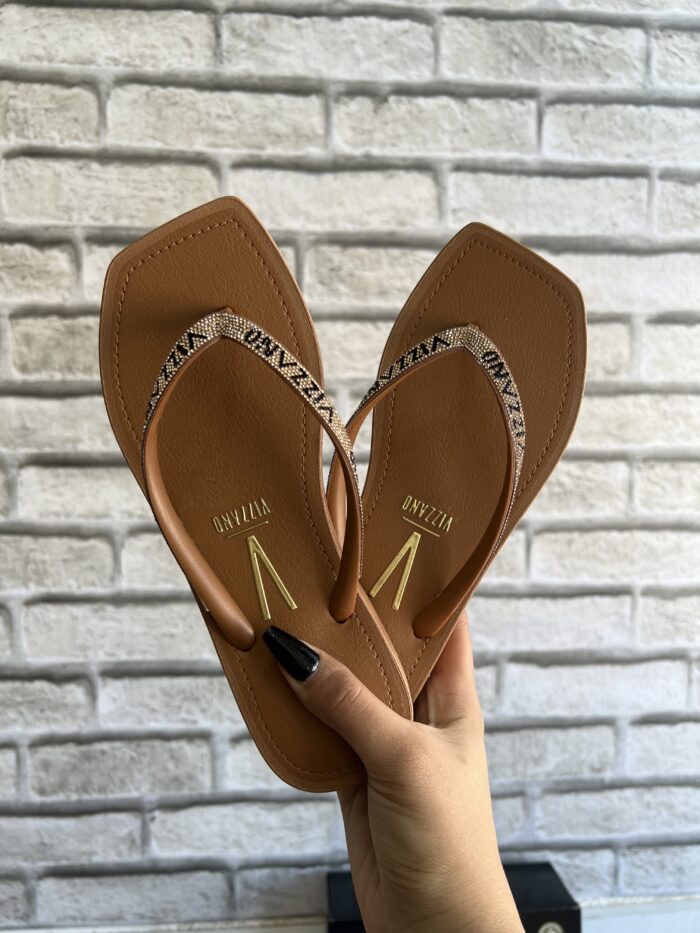 chinelo manta brilho doce de leite vizzano 6531 105