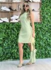 vestido mila com bolsa verde