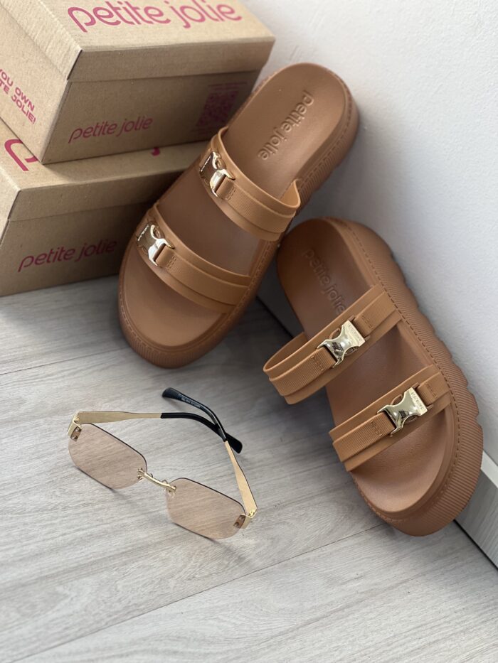 tamanco tratorado doce de leite petite jolie pj7491 tamanco tratorado doce de leite petite jolie pj7491