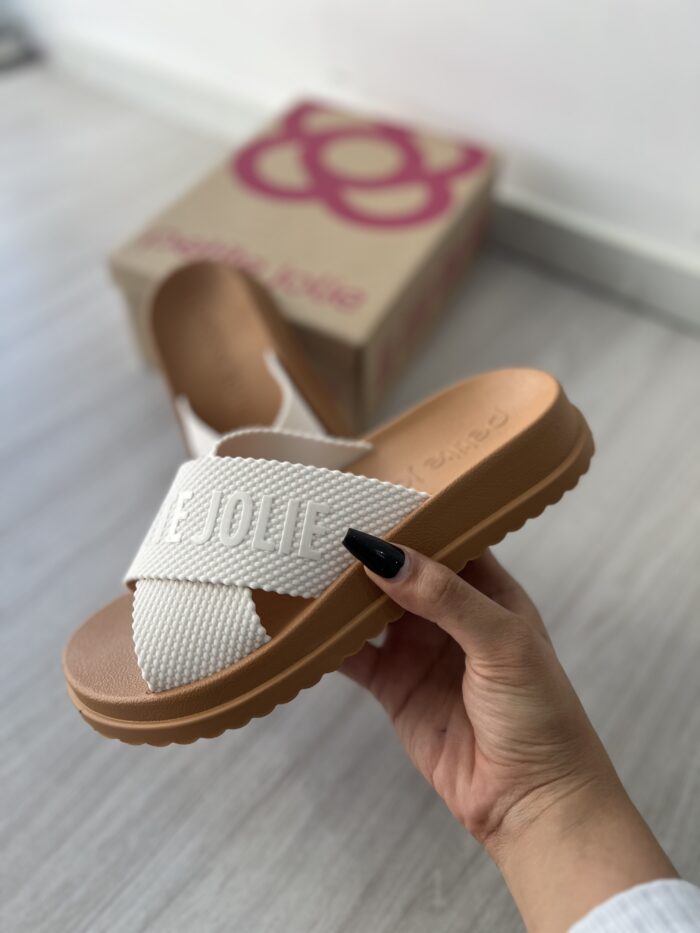 rasteira chinelo doce de leite petite jolie pj6812ii rasteira chinelo doce de leite petite jolie pj6812ii