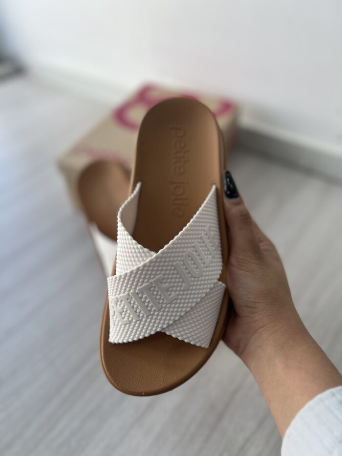 rasteira chinelo doce de leite petite jolie pj6812ii rasteira chinelo doce de leite petite jolie pj6812ii