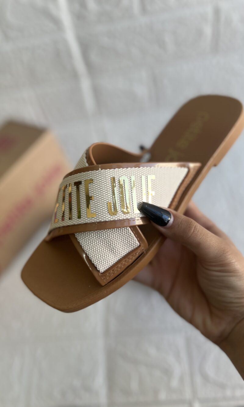 rasteira gold doce de leite petite jolie pj7611