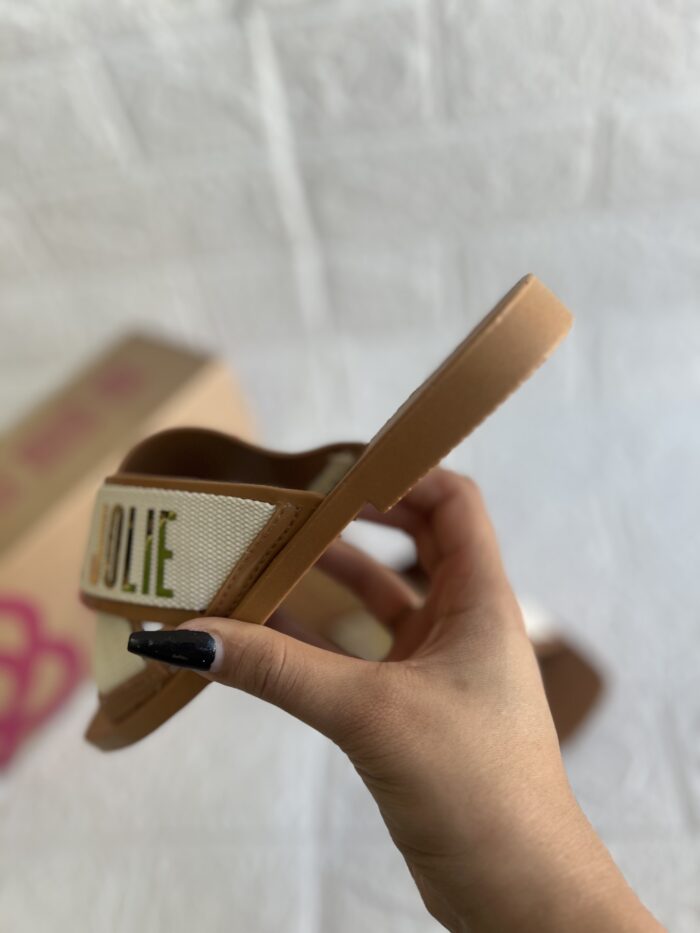 rasteira gold doce de leite petite jolie pj7611 rasteira gold doce de leite petite jolie pj7611