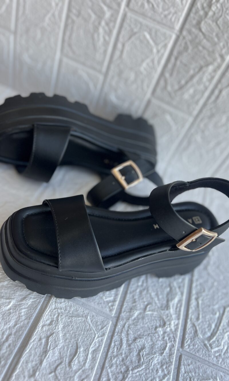 sandalia tratorada bless preto ramarim 25 42202