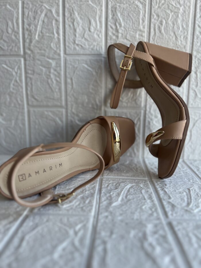 sandalia enfeite ouro caqui bege ramarim 25 41202 sandalia enfeite ouro caqui bege ramarim 25 41202