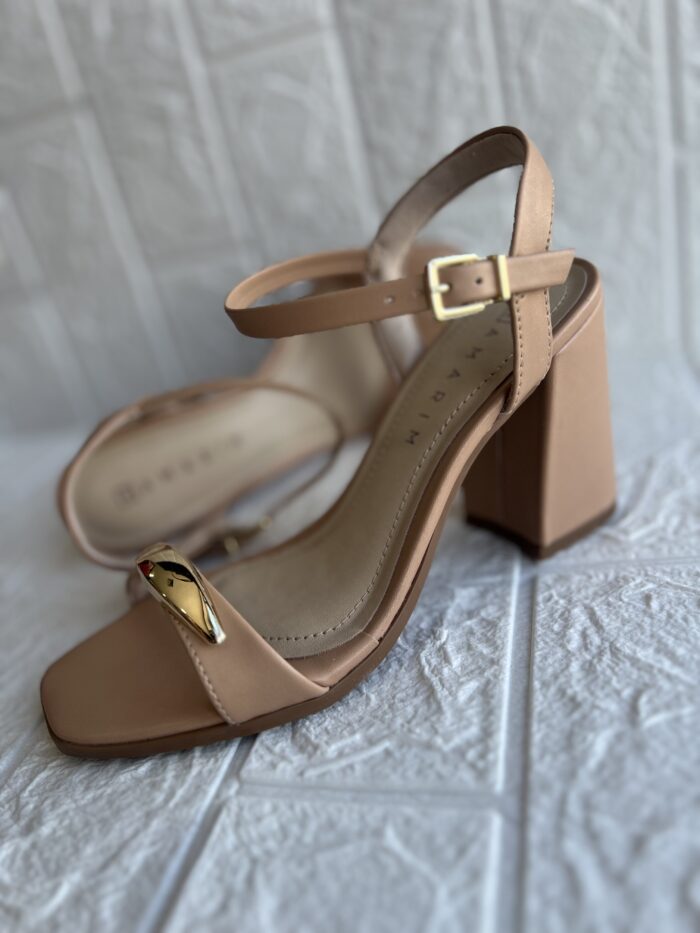 sandalia enfeite ouro caqui bege ramarim 25 41202 sandalia enfeite ouro caqui bege ramarim 25 41202