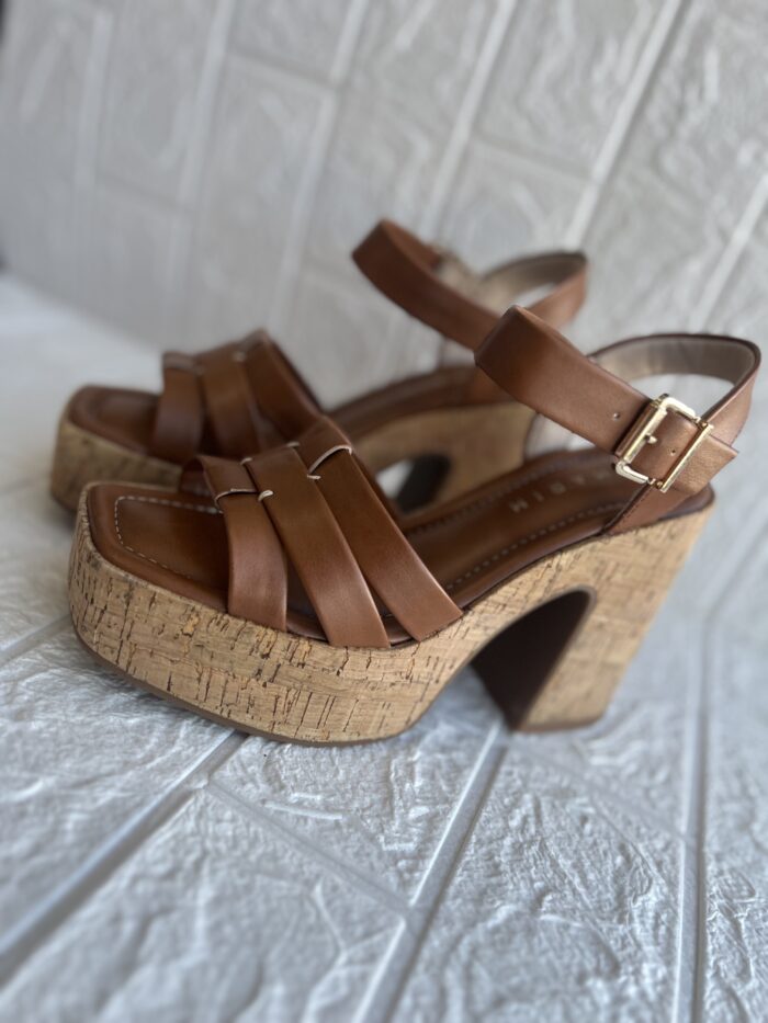 sandalia linha p detalhe doce de leite ramarim 25 35204 sandalia linha p detalhe doce de leite ramarim 25 35204