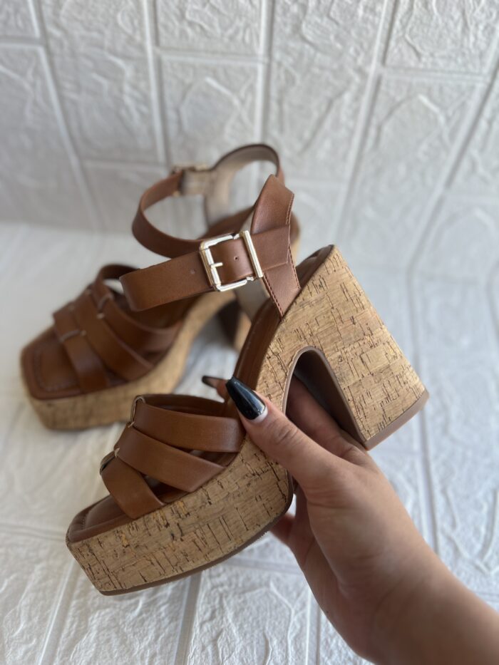 sandalia linha p detalhe doce de leite ramarim 25 35204 sandalia linha p detalhe doce de leite ramarim 25 35204