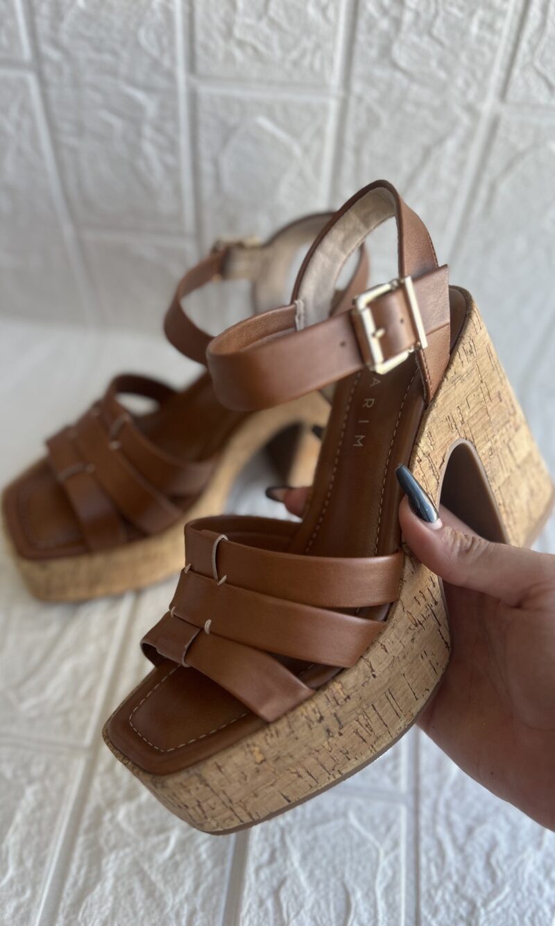 sandalia linha p detalhe doce de leite ramarim 25 35204