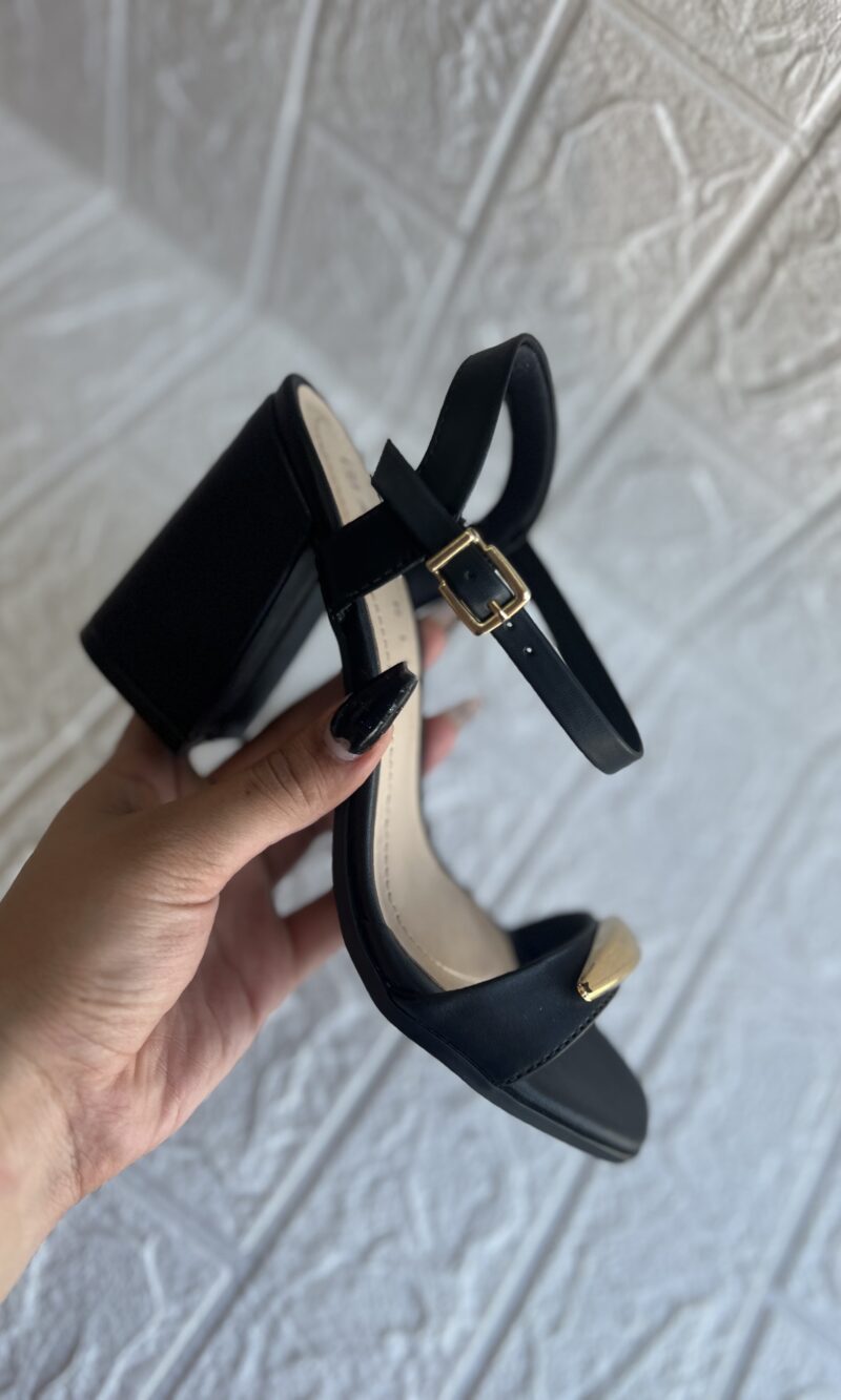 sandalia verniz preto ramarim 25 31201