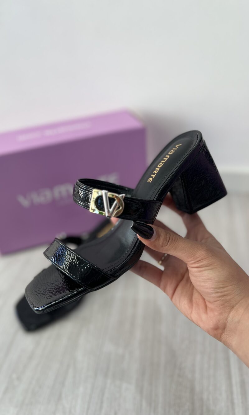 tamanco verniz glossy via marte 264 001 01