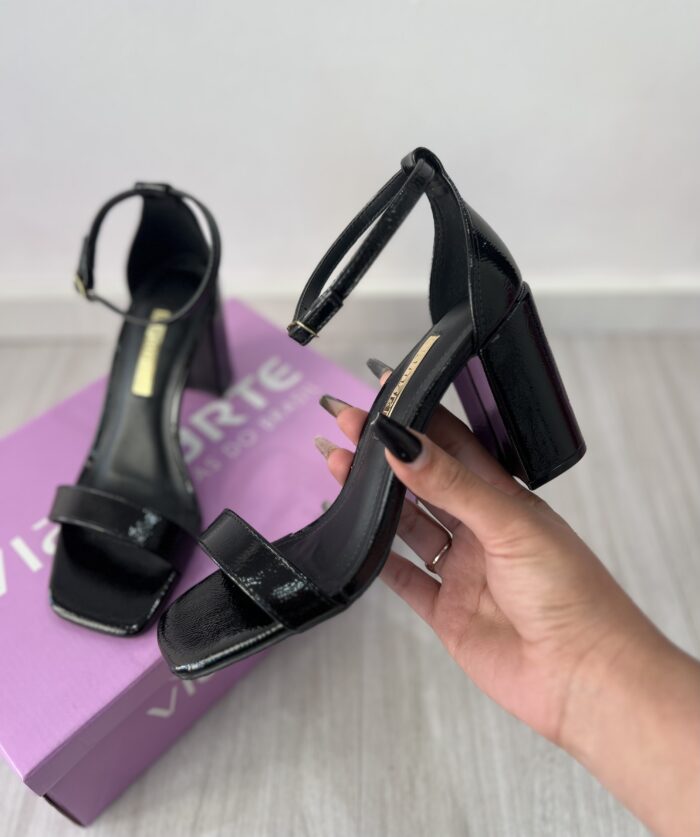 sandalia verniz preto via marte 139 025 01 sandalia verniz preto via marte 139 025 01