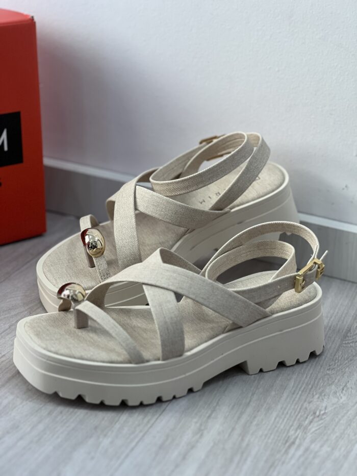 sandalia enfeite ouro bege ramarim 25 38204 sandalia enfeite ouro bege ramarim 25 38204