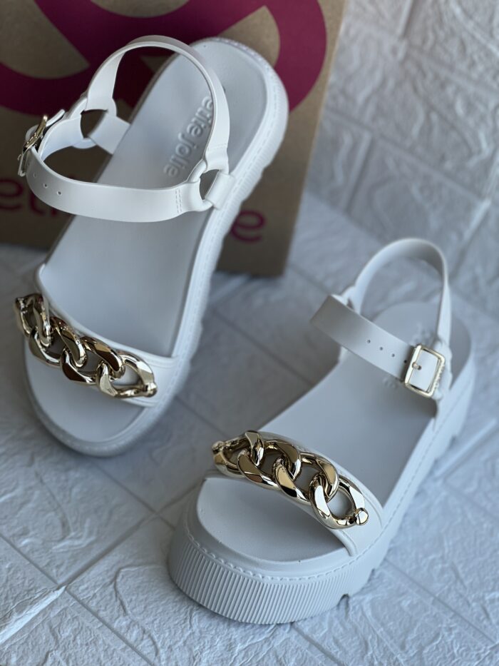 sandalia tratorada off white petite jolie pj7583 sandalia tratorada off white petite jolie pj7583