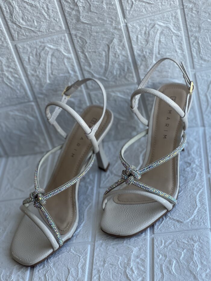 sandalia verniz creme ramarim 2526202