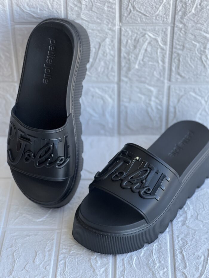 tamanco tratorado preto petite jolie pj7494 tamanco tratorado preto petite jolie pj7494